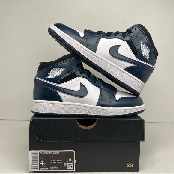 Jordan Shoes - Nike Air Jordan 1 Retro Mid GS “Armory Navy” NEW 2022